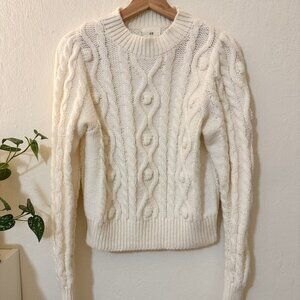 ✨ H&M Cream Cable Knit Sweater ✨